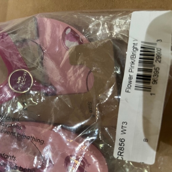 NWT COACH Zayn Flip Flop w Cherry Print SIZE 6 Limited Edition AUTHENTIC - Picture 4 of 11